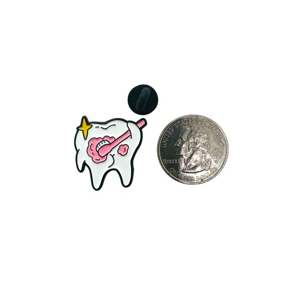 ✨Hot Teeth Toothbrush Metal Enamel Brooch Cute Cartoon Dentistry Pin face teeth✨ - Picture 4 of 5
